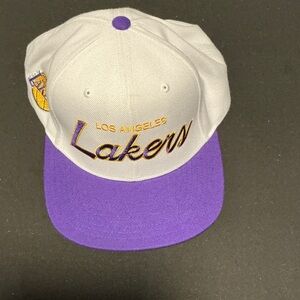 Mitchell & Ness Los Angeles Lakers Cap - White and Purple